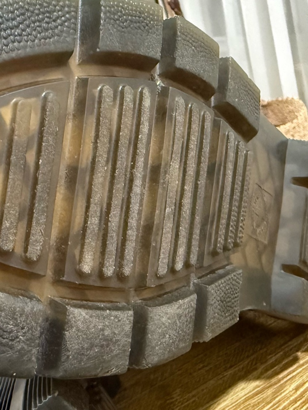 Dr. Martens Embury Chelsea Boots size 12 in Black - Picture 8 of 9